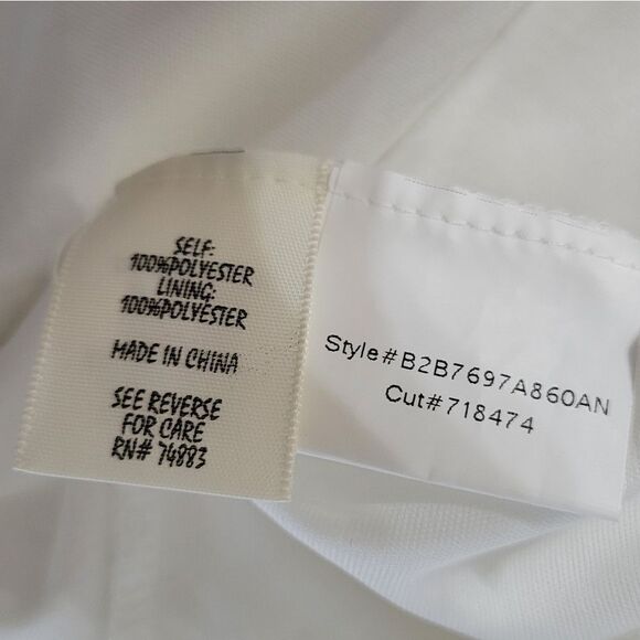 Adiva Women's White Lined Lace Tank Top - Picture 11 of 13